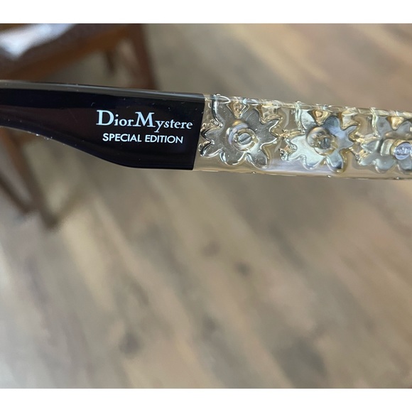 CHRISTIAN DIOR MYSTERE special edition Sunglasses. Pre Owned condition - Picture 5 of 6